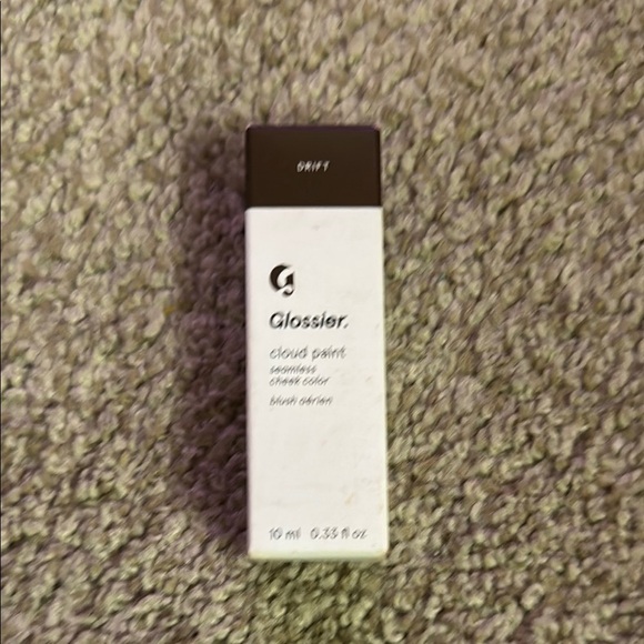 Glossier Cloud Paint: Drift - Picture 11 of 12
